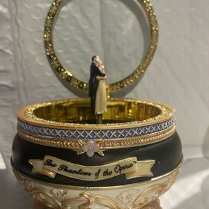 Music Box The phantom of the opera